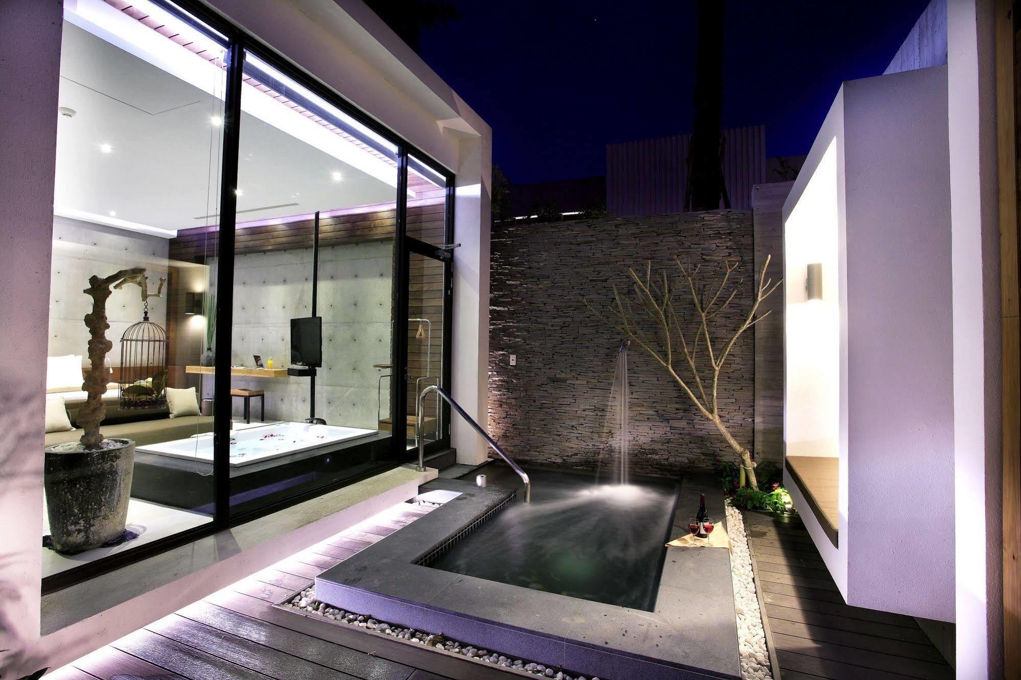 H Villa Inn Tainan Dış mekan fotoğraf