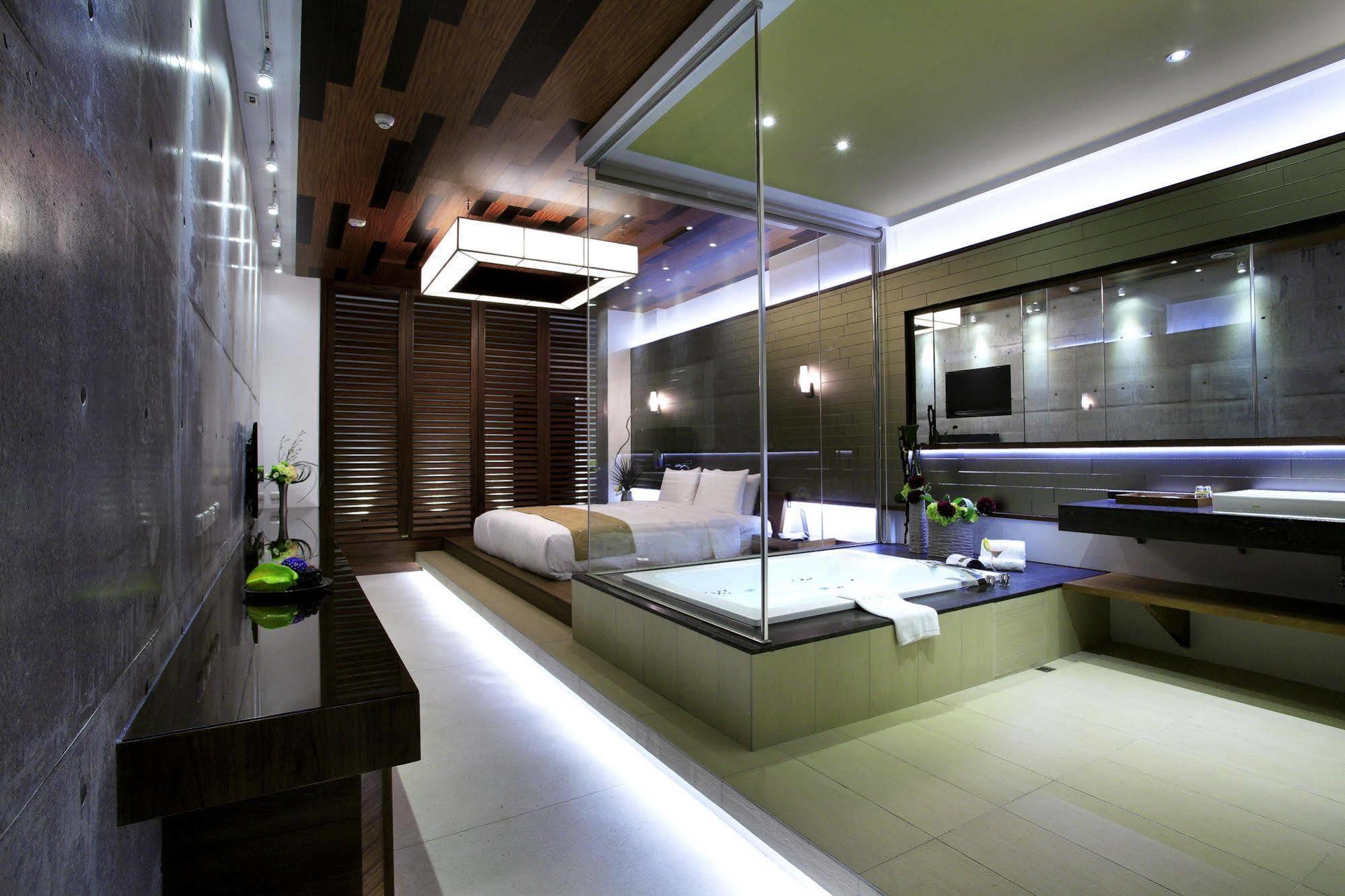 H Villa Inn Tainan Dış mekan fotoğraf