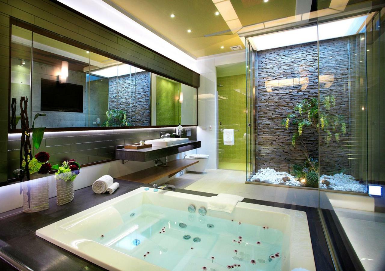 H Villa Inn Tainan Dış mekan fotoğraf
