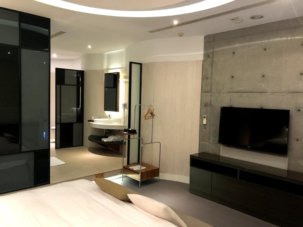 H Villa Inn Tainan Dış mekan fotoğraf