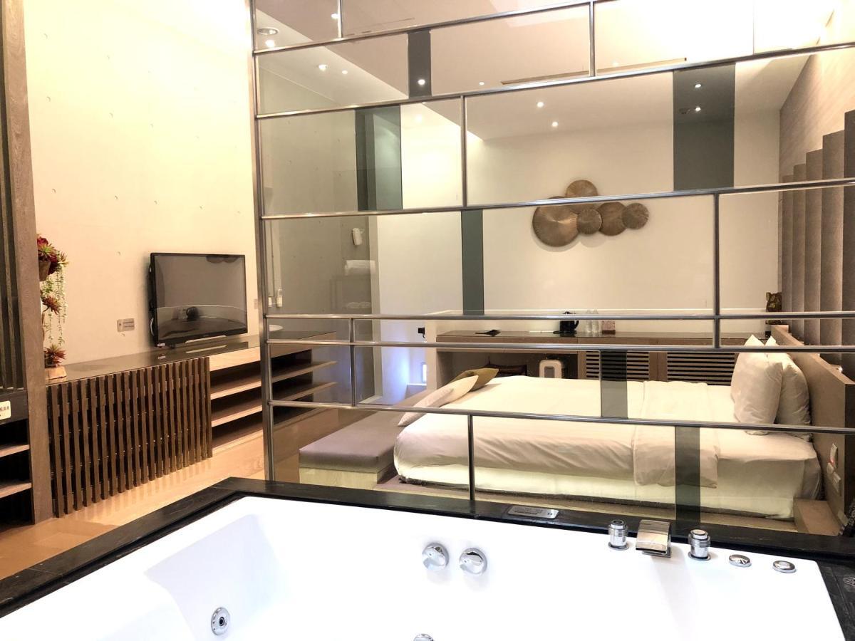 H Villa Inn Tainan Dış mekan fotoğraf